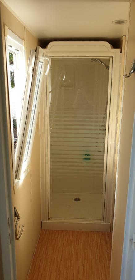 mobilhome climatisé 3 chambres Vic-la-Gardiole Esterno foto